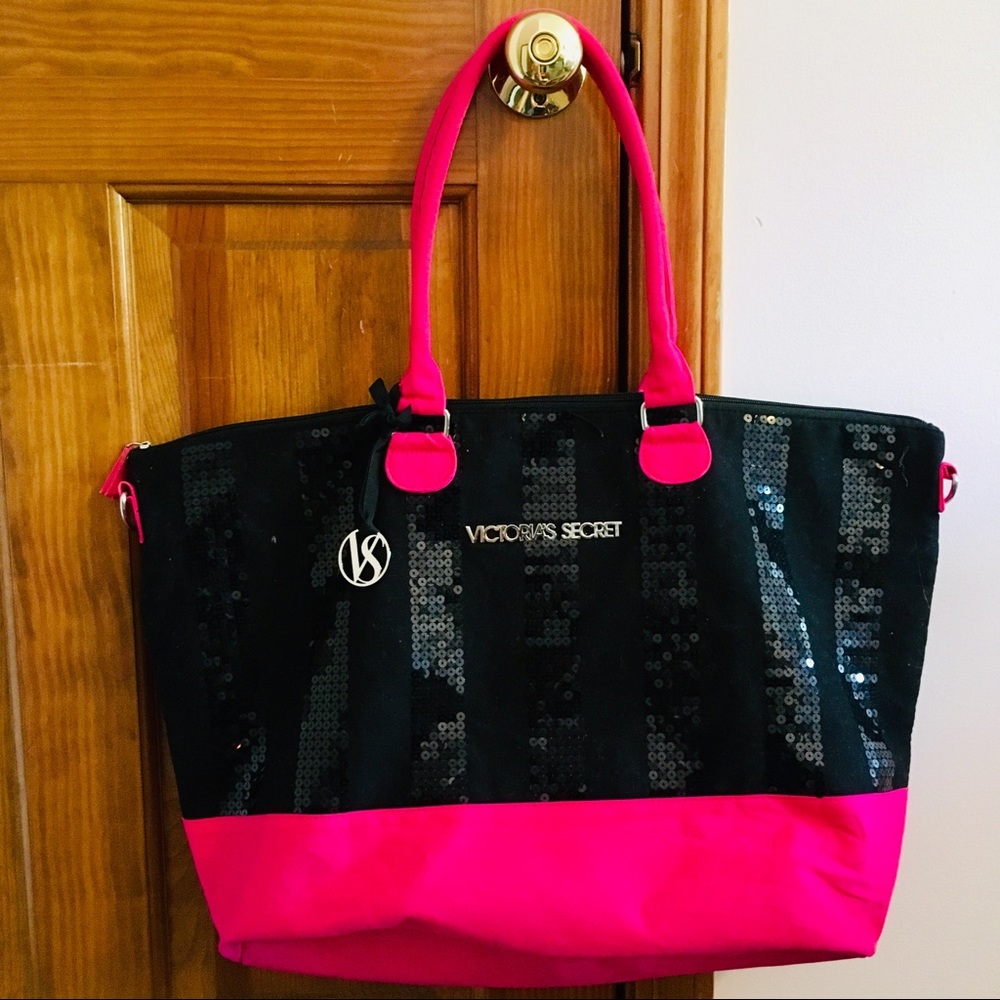 2 VS TOTE BAGS